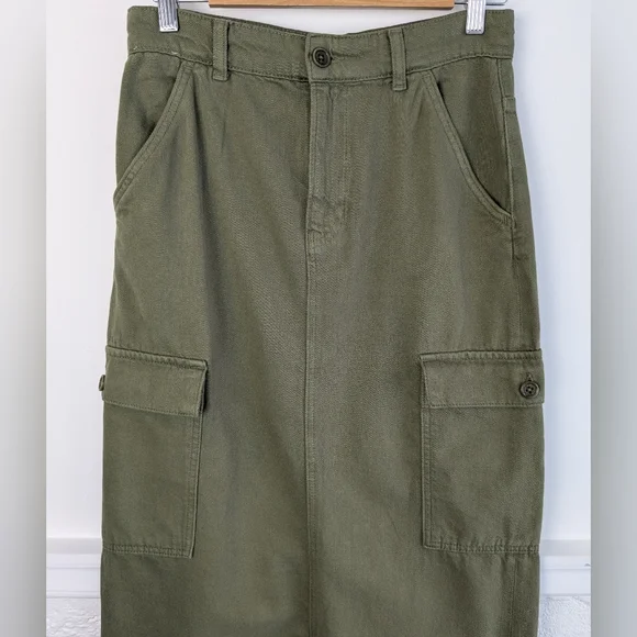Reformation • Maggi Cargo Skirt - Picture 4 of 8